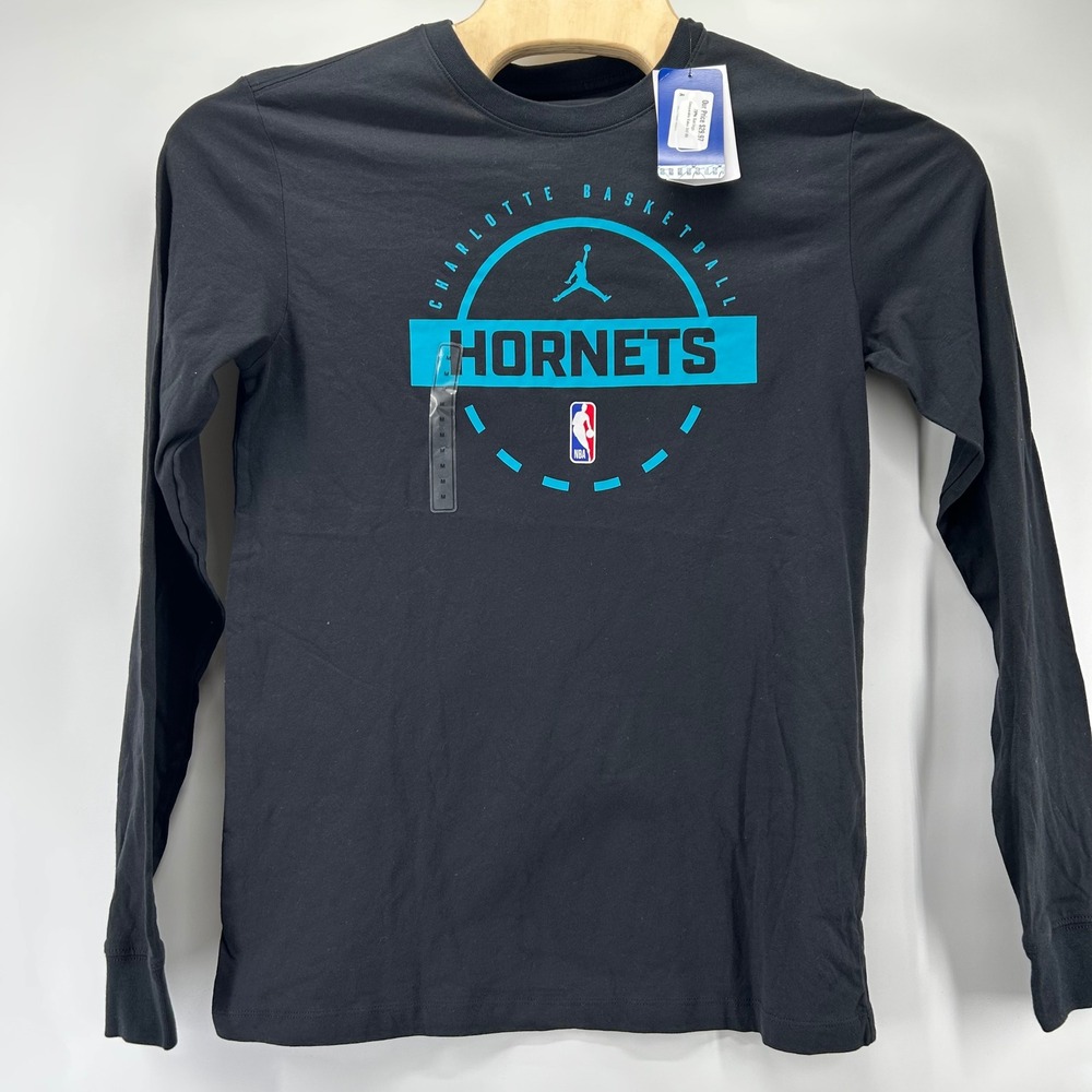 Nike Charlotte Hornets Long Sleeve T-Shirt Mens Medium Black Jordan NWT NBA